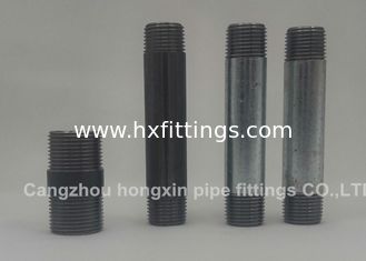 China Nipples de tubería de acero recubiertos de negro, nipples de rosca de tubería sin costura con DIN 2982 proveedor