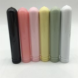 Preformas PET de 24 mm para botellas de plástico de 35G con diferentes colores proveedor